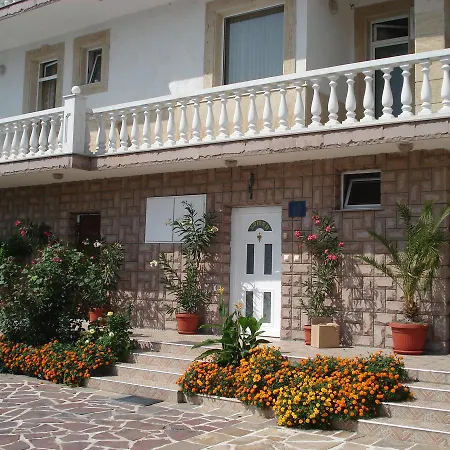 Szálloda Family Zhelkovi - Olympia Harmanli