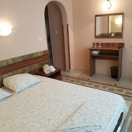 ホテル Family Zhelkovi - Olympia Kharmanli